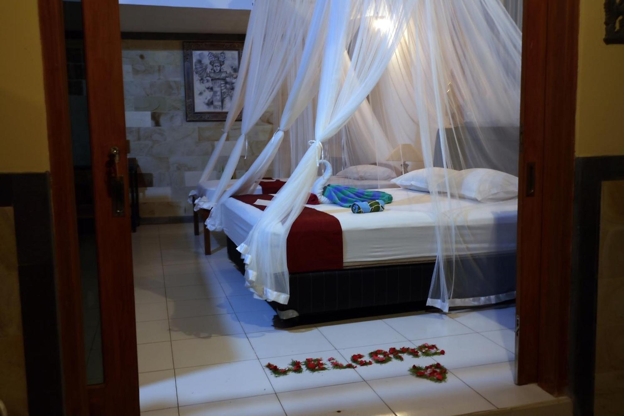 Готель Alam Mimpi Bali Теякула Екстер'єр фото